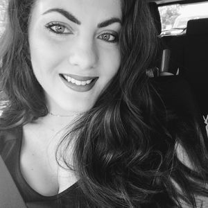 Meet your Posher, Ariane